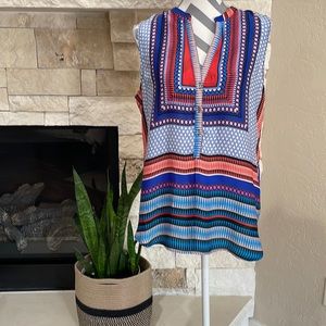 SLEEVELESS PRINT BLOUSE